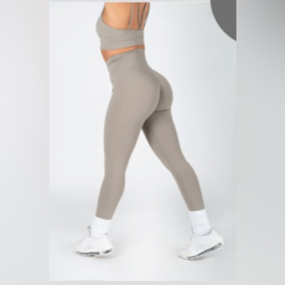 NWT ParagonFitwear Flexsweat Set